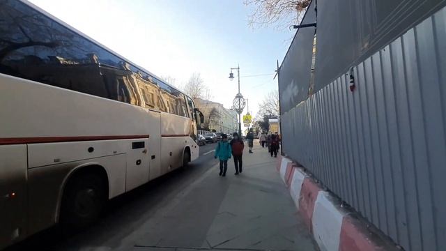 Прогулки по Москве. По Пречистенке. От м.Кропоткинская до Дома учёных. Свободная прогулка смотреть онлайн