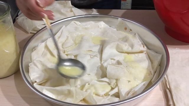 Турецкий Бёрек со Шпинатом и Брынзой. Ispanaklı Börek смотреть онлайн