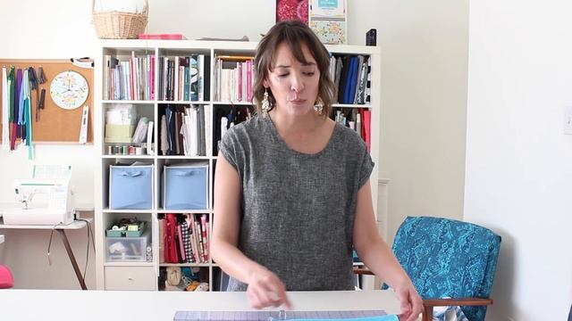 Stretch Stitches - How to Sew Knit Fabrics смотреть онлайн