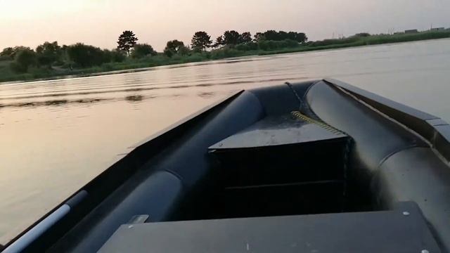 Лодка ПНД 450 в Благовещенске , просто покатушки смотреть онлайн