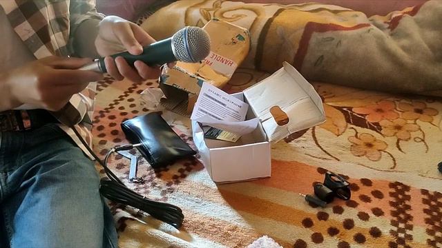 Unboxing microphone Beta 58A for Beatbox and singing #unboxing смотреть онлайн