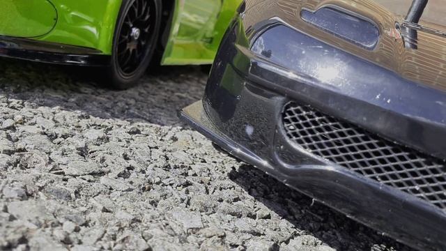 Woodley Radio Controlled смотреть онлайн