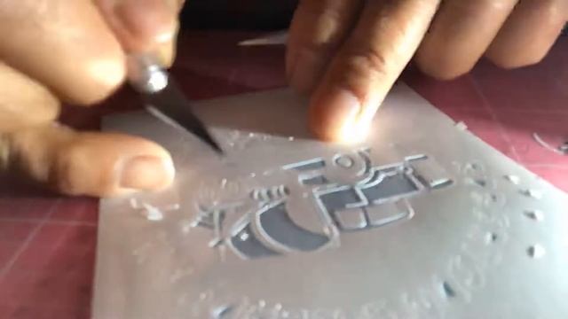 How to weed tiny decal Oracal 651 using tweezer! смотреть онлайн