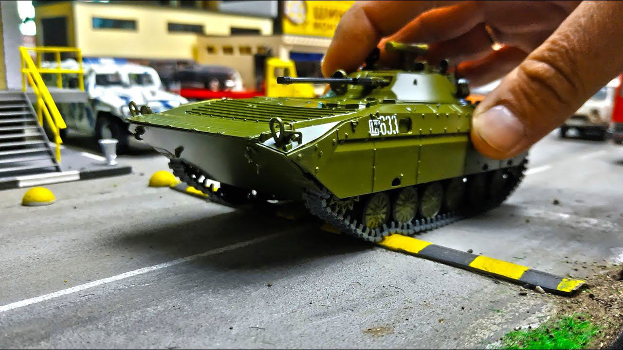Моделька БМП масштаб 1/43. Классная военная техника. Про машинки. смотреть онлайн