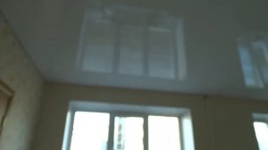 Какой НАТЯЖНОЙ ПОТОЛОК выбрать. Сатиновые натяжные потолки. Глянцевый потолок.