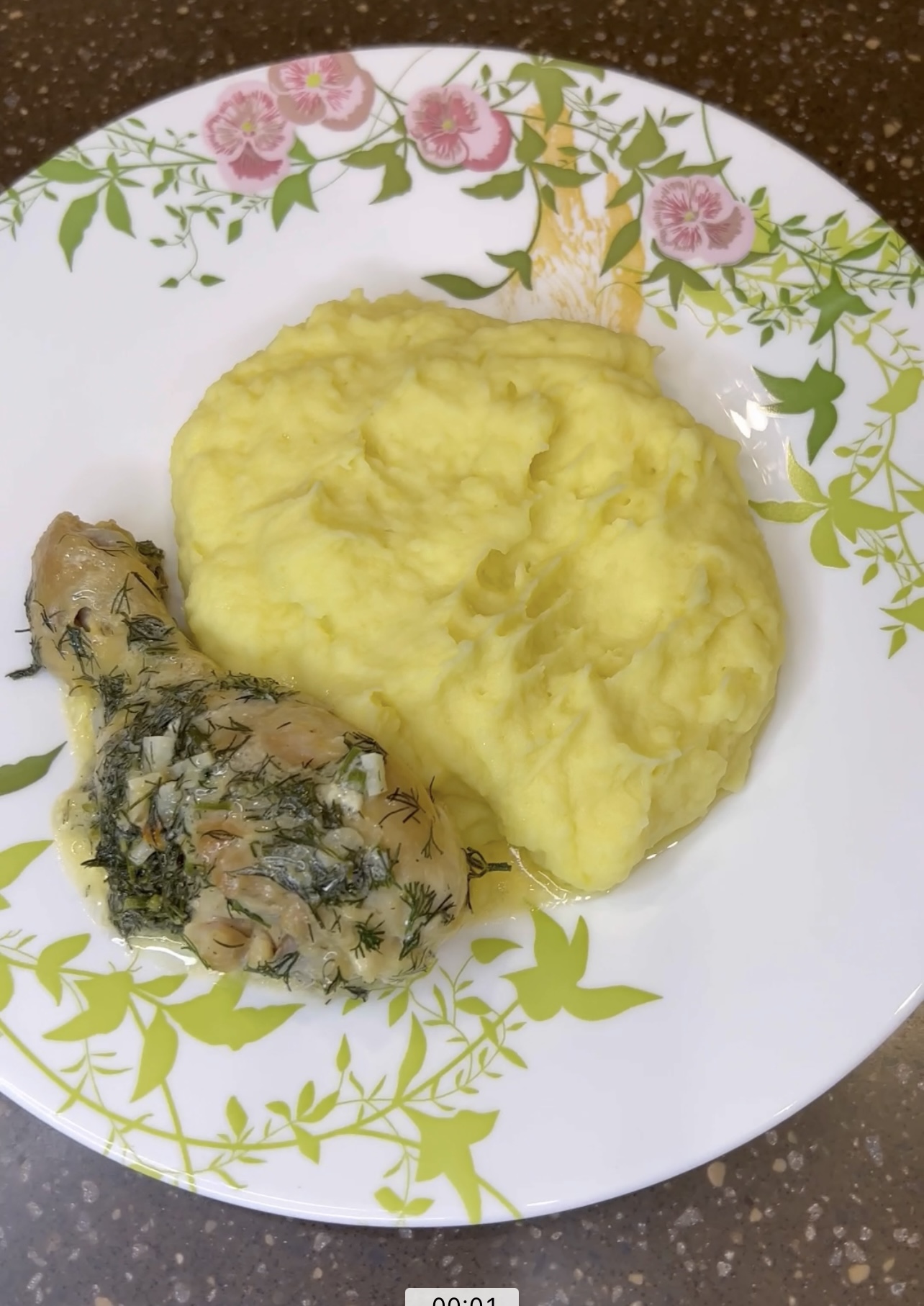 Сочная Курочка со сметаной и зеленью, с Нежным сливочным пюре???