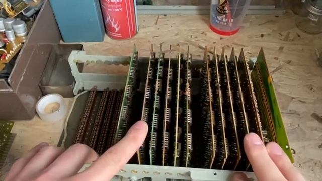 Искра-122, там есть на чем можно заработать! смотреть онлайн