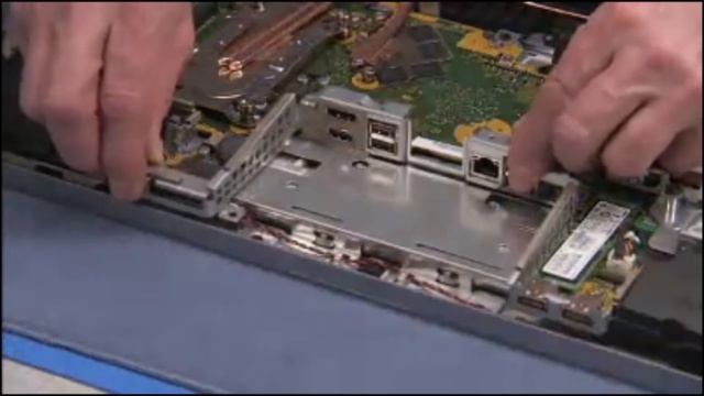 Replace the Rear I/O Bracket | HP EliteOne 800 G4 23.8 and G3 23.8 All-in-One PCs | HP смотреть онлайн