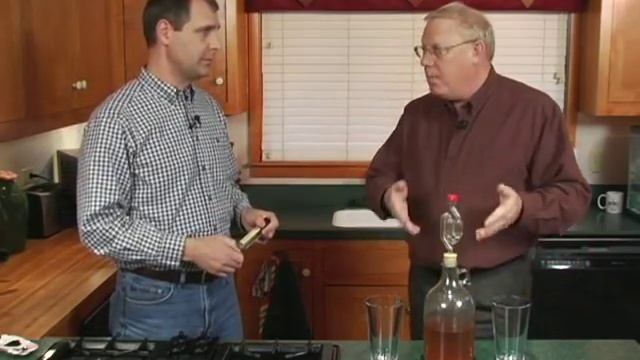 CPR Starters for Yeast - Basic Brewing Video - February 28, 2008 смотреть онлайн