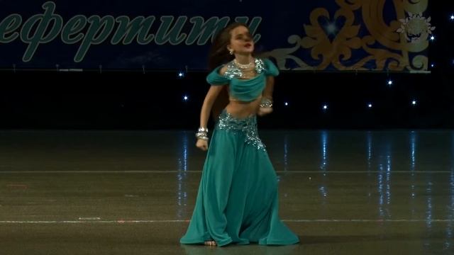 Ибрагимова Эмине. Эстрадная Песня смотреть онлайн