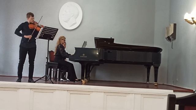 Ребекка Кларк. Соната для альта и фортепиано 1 часть. смотреть онлайн