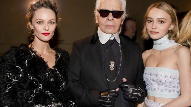 9 самых язвительных и едких замечаний великого дизайнера Карла Лагерфельда смотреть онлайн