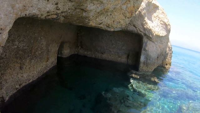 Исследуем пещеры на пляже Матала (Matala), Крит, Греция 2021 смотреть онлайн