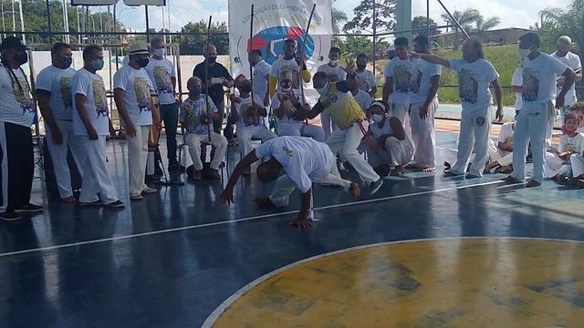 Grupo Ubatã capoeira Mestre Nestor batizado do grupo rabo de arraia(1) смотреть онлайн