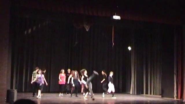 Black Dance ismét 2010 Városi Diáknap смотреть онлайн