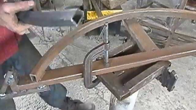 как согнуть проф трубу..гнём трубу!! смотреть онлайн