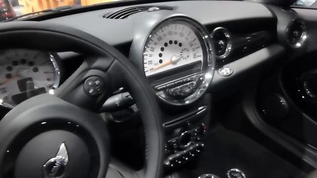 MINI ROADSTER AUSTIN CAR VOITURE CABRIOLET SUV AUTO AUTOMOBILE смотреть онлайн