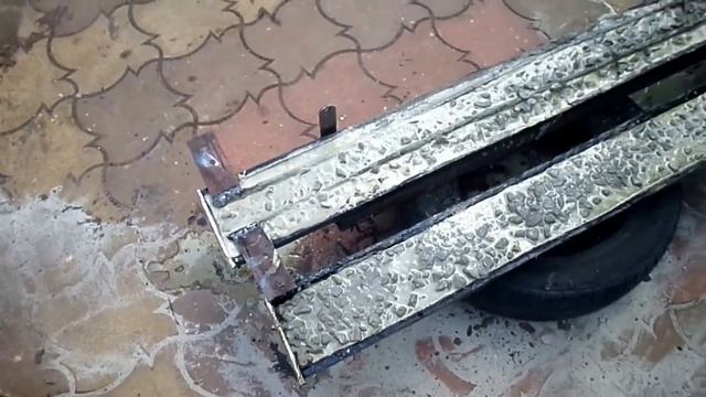 САМЫЙ ДЕШЕВЫЙ БЕТОННЫЙ СТОЛБ ДЛЯ ЗАБОРА своими руками. смотреть онлайн