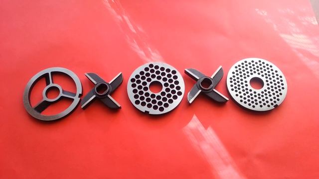 Комплект ножей и решеток к мясорубке МИМ-600, МИМ-600М, МИМ-500 смотреть онлайн