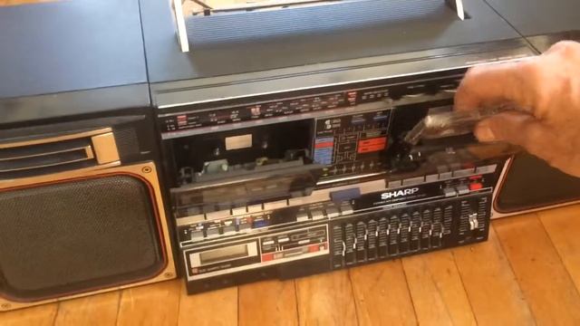 Sold ! Sharp GF 800 Boombox Ghettoblaster for sale Chicago $350 plus ship boomboxbryan62@gmail.com смотреть онлайн