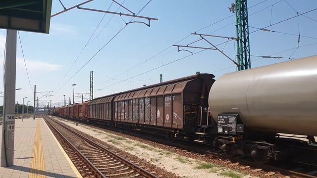 Товарен на БДЖ през гара Тодор Каблешков смотреть онлайн