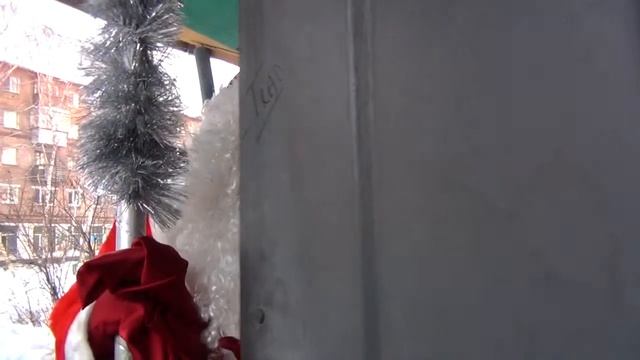 Дед Мороз идет к вам в гости смотреть онлайн