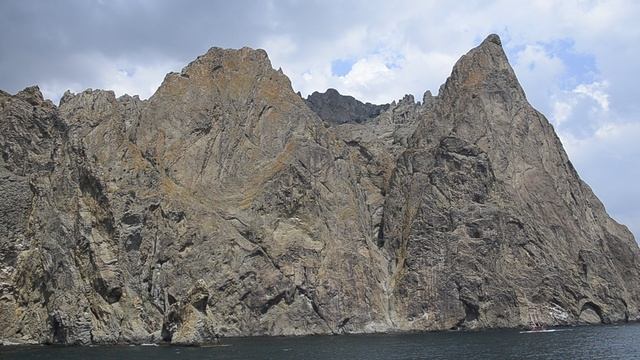 Кара-Даг, Крым - вид с моря смотреть онлайн