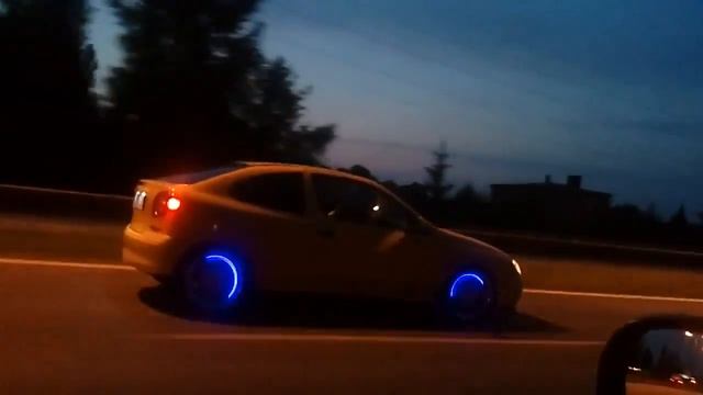 Светящиеся колпачки на ниппели смотреть онлайн