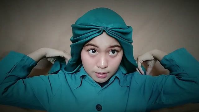 Tutorial hijab segiempat ala princess смотреть онлайн