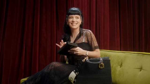 What's inside Lily Allen's Lady Dior bag? - Episode 5 смотреть онлайн