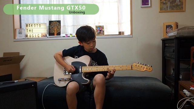 Fender - Guitar Amp "Mustang GTX 50" - 開封動画 Unboxing 10 y.o. kid and plays the guitar смотреть онлайн