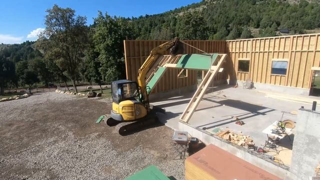 Shop Build: Framed Up Garage Door Header, 14' Walls are Done!!! смотреть онлайн