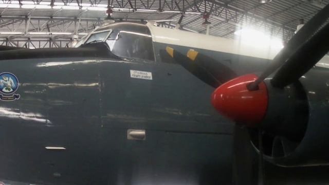 Avro Shackleton Mk III- St Bernard of the Sky!! смотреть онлайн