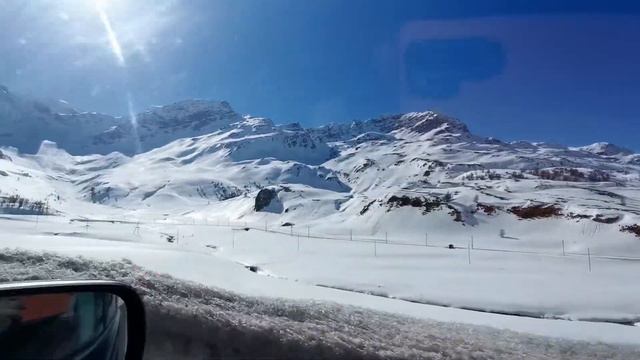 Поездка по Граубюндену, перевалы Julier и Bernina, виадук в Brusio смотреть онлайн