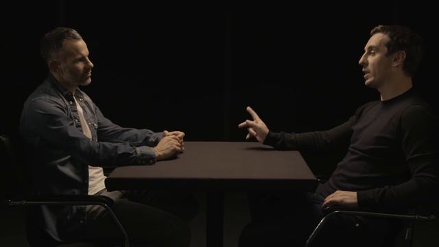 FIFA 16 | Gary Neville & Ryan Giggs pick their FUT Legends XI смотреть онлайн