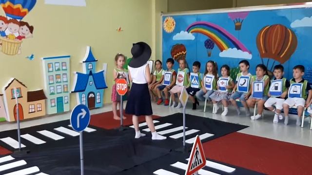 Сюжетно- ролевая игра по ПДД детский сад "Панда" смотреть онлайн
