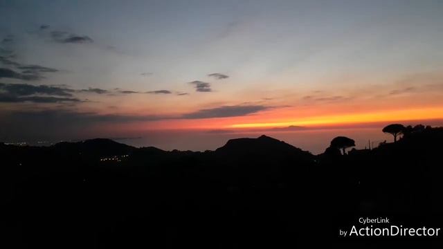 #sicilia#tramonto#canzone ОЧЕНЬ КРАСИВЫЙ ЗАКАТ🌅И ХОРОШАЯ ПЕСНЯ ПОЕТ ДРУГ🤩 смотреть онлайн