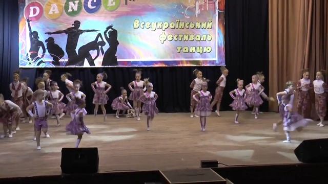 Ансамбль танцю JAM - Современные дети страный предмет в интернете сидят, а на улице нет смотреть онлайн