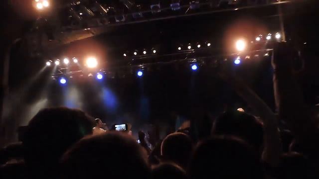 "Океан Ельзи", "Вставай, мила моя, вставай" під час виступу в Німеччині смотреть онлайн