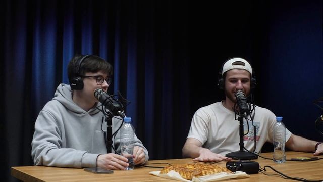 Елизавета Воструева — о фотографии, личном бренде и работе не по профессии | Пирог podcast 4 смотреть онлайн