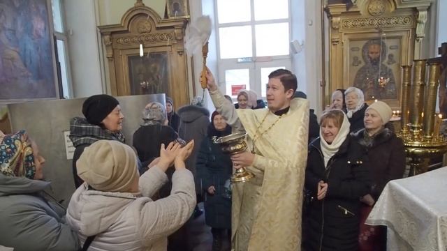 Крещенский сочельник. Великое освящение воды смотреть онлайн