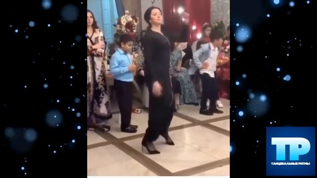 ?Красавица замечательно танцует на празднике смотреть онлайн