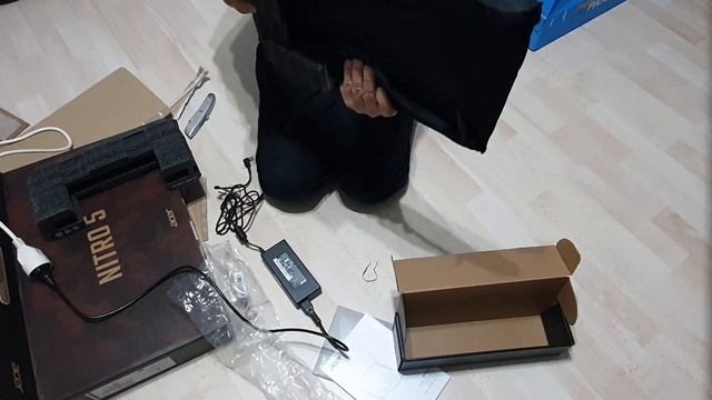 UNBOXING the Acer Nitro 5 AN517 смотреть онлайн