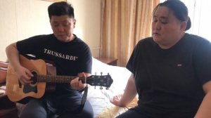 Эжымни ( муз. А. Андреев сл.  Г . Чимитов ) -  Чингис Раднаев и Лиджи Горяев