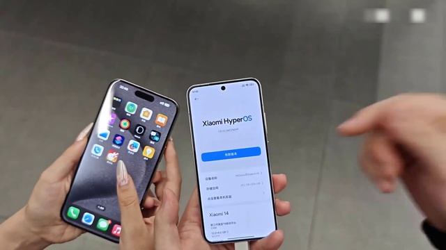 Xiaomi 14 vs iPhone 15 PM | Hyper OS vs iOS 17.1 Comparison | смотреть онлайн