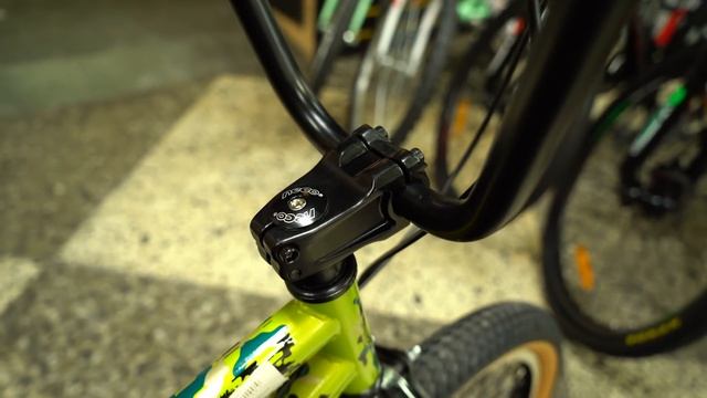 РАСПАКОВКА BMX с OZON за 20200 РУБЛЕЙ MAXXPRO KRIT смотреть онлайн