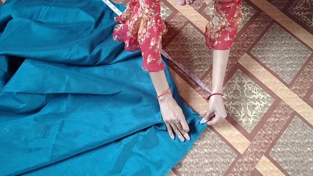 ?heavy flair skart cutting and stitching.. heavy fler lehenga cutting and stitching смотреть онлайн