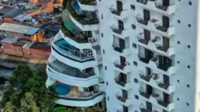 Você sabe realmente o que é o comunismo? Assista esse vídeo e pare de fazer vergonha. смотреть онлайн