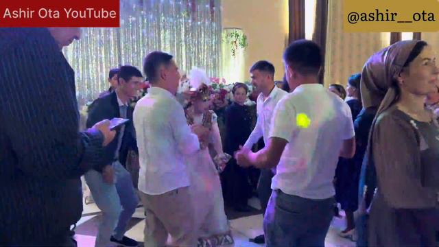 (1-қисм)Бу ўйинчи бугун Ашир ота даврасида енгилди🔥🔥🔥😱😱#туй #xorazm #lazgi #kulgu #видео #fypシ смотреть онлайн