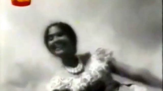 Malini Fonseka ft. Major Lazer & DJ Snake - Lean On смотреть онлайн